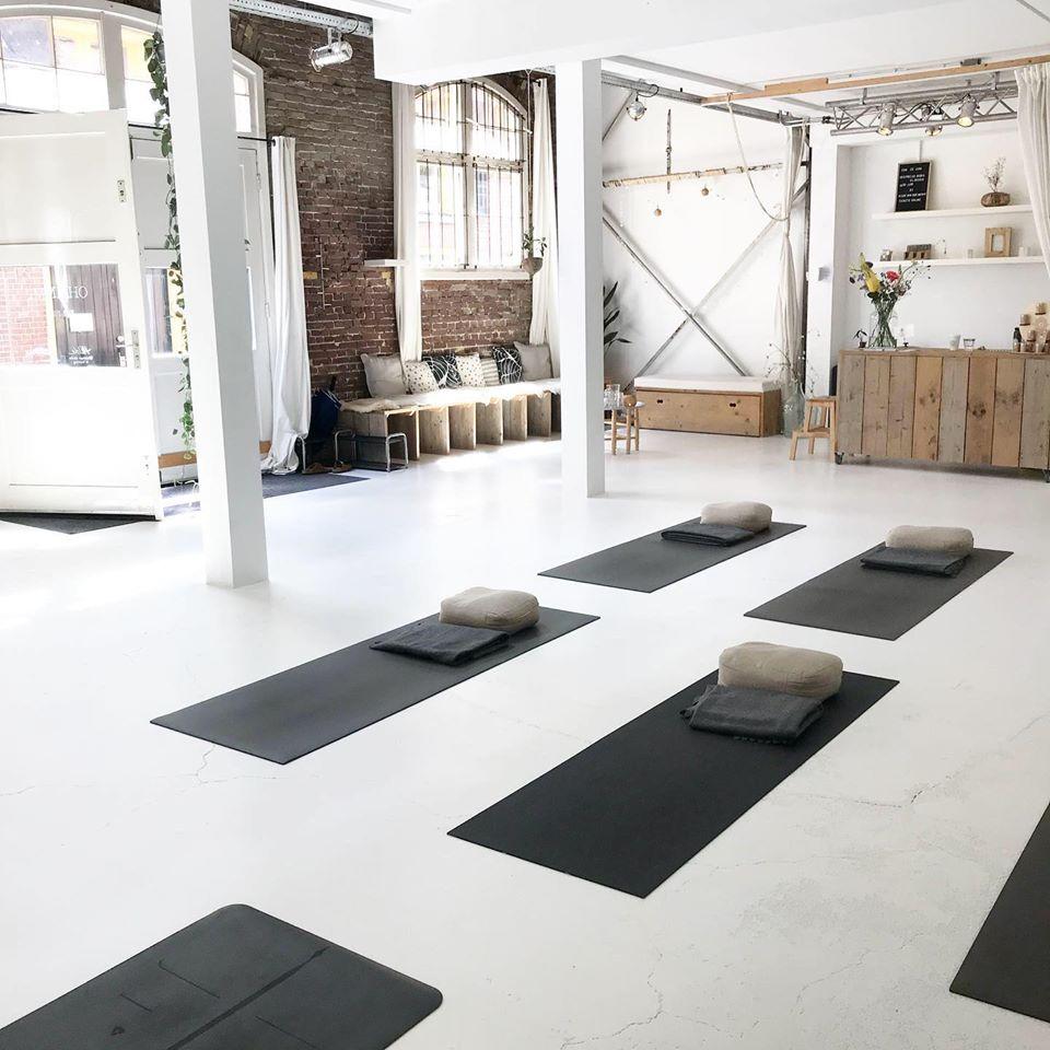 De yogastudio van Ohm Studio